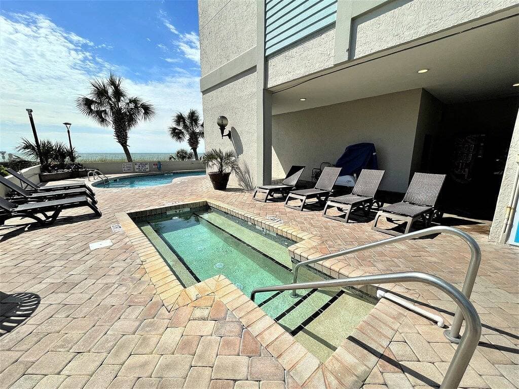 Foto 10 von 42: Private 9Th Fl Oceanview Condo; Fall Golf/Motorcycle Friendly Oceanfront Resort