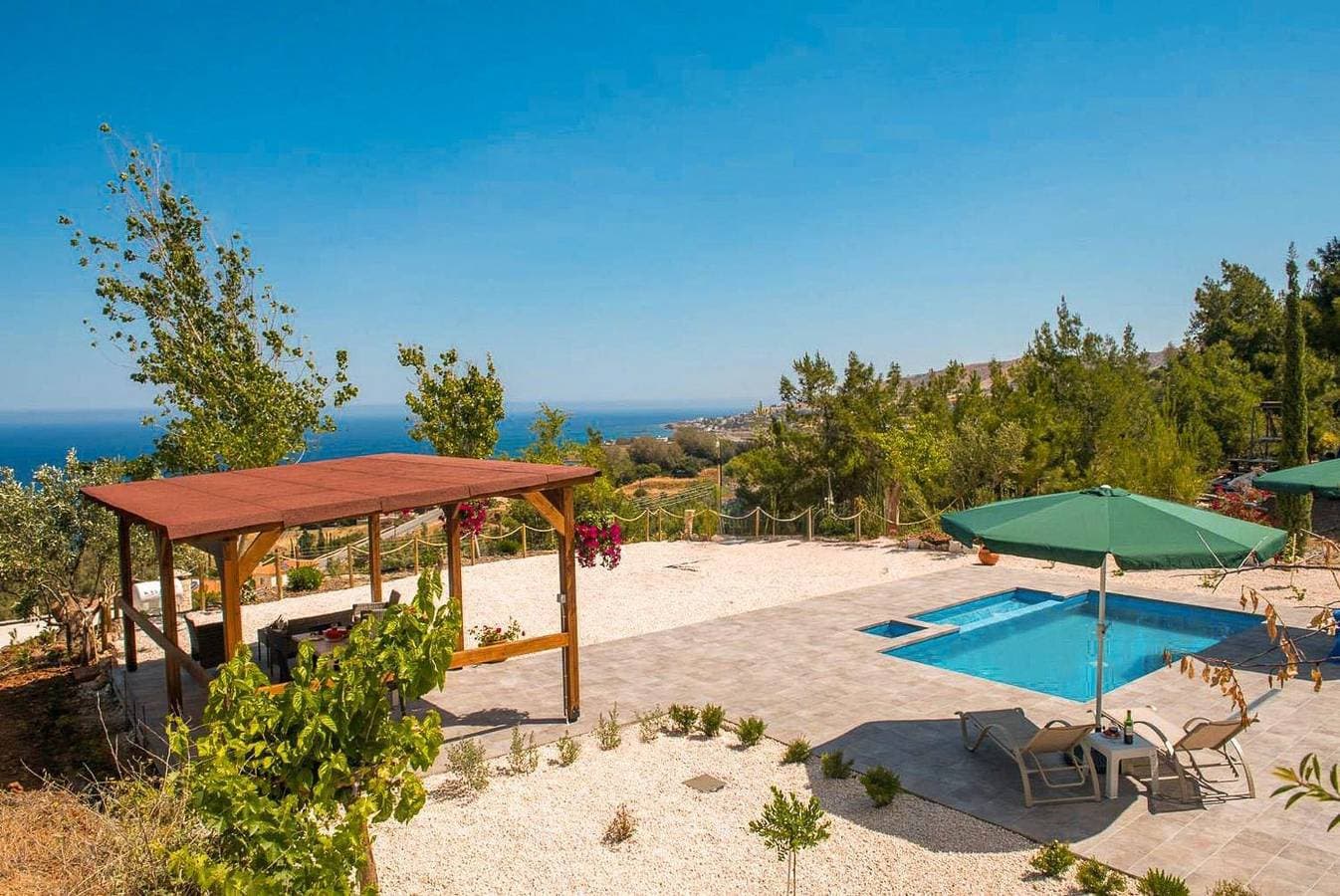 Foto 4 von 32: Villa für 2 Personen mit Terrasse