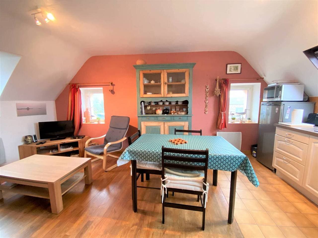 Wohnung im Zentrum von Trégastel, strandnah, 2 Schlafzimmer, Parkplatz 1