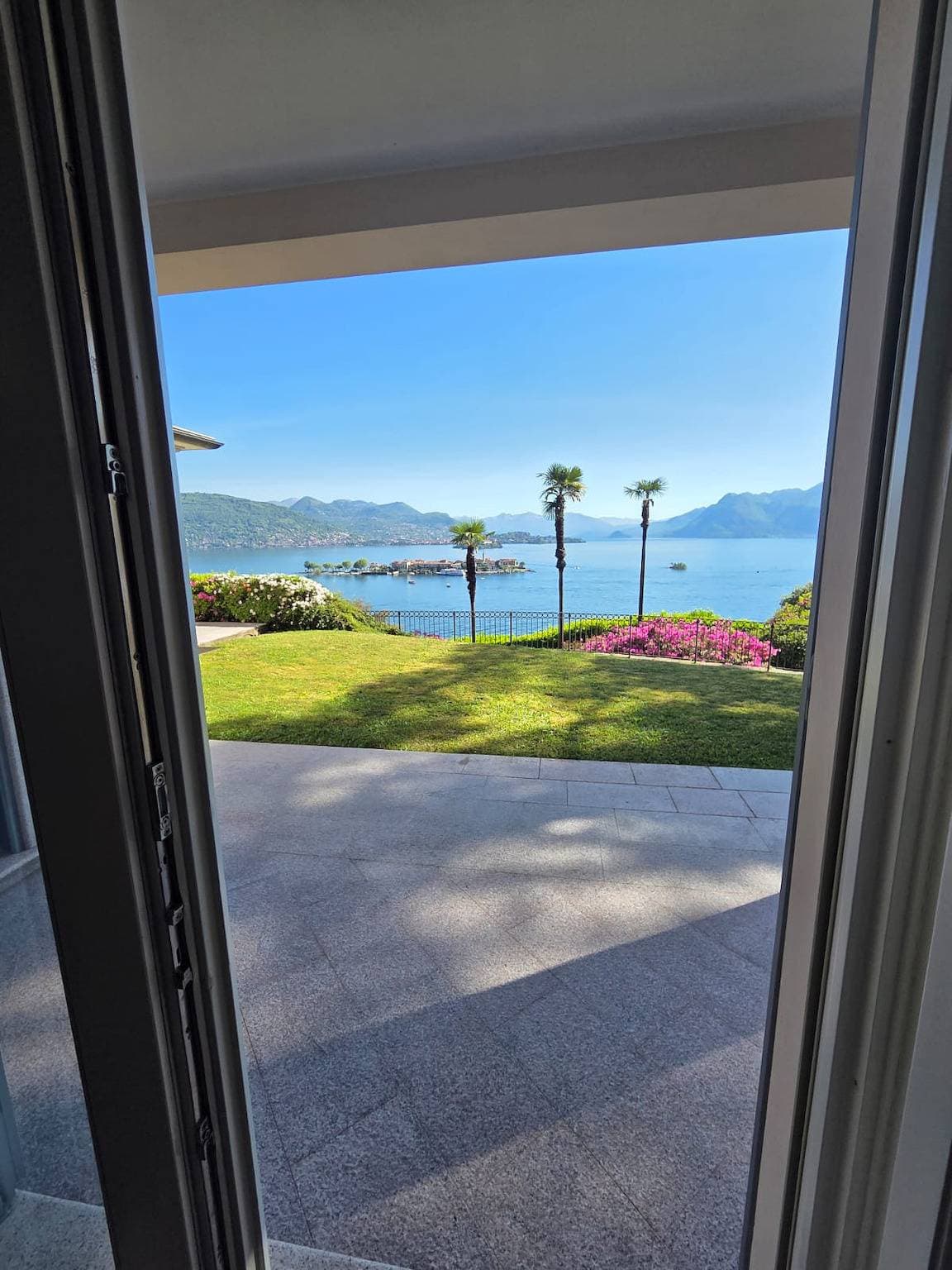 Foto 9 von 31: Queen Apartment – Stunning Panoramic Island View