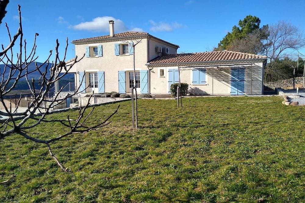 Foto 4 von 8: Mas De Vignal Gite. Cozy cottage with terrace and infinity pool