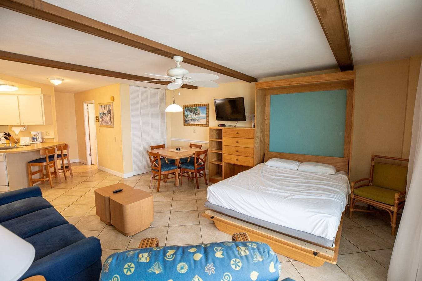 Foto 9 von 30: Ferienwohnung für 6 Personen mit Balkon