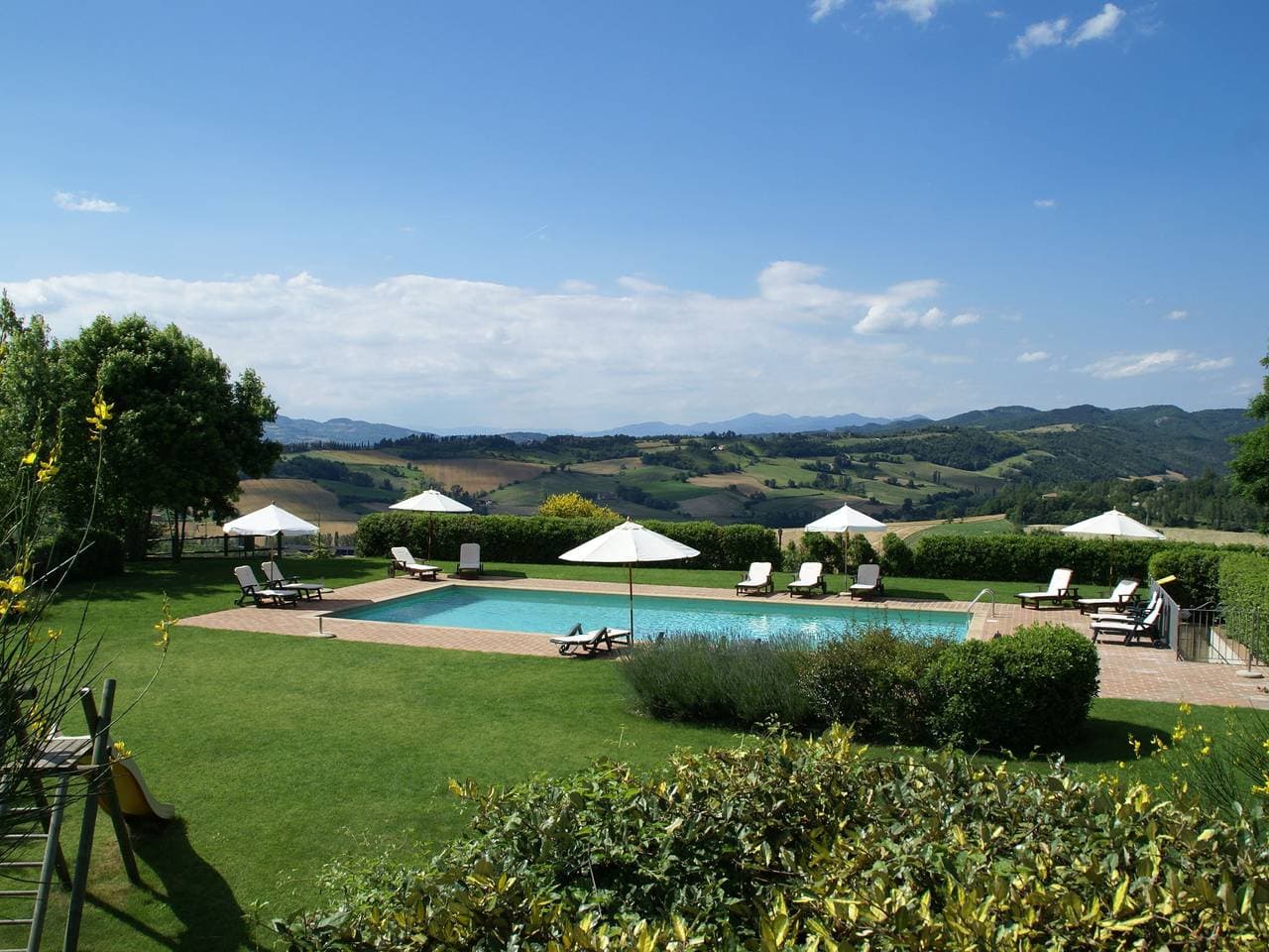 Foto 9 von 38: Ferienhaus in Montone mit Pool & Terrasse