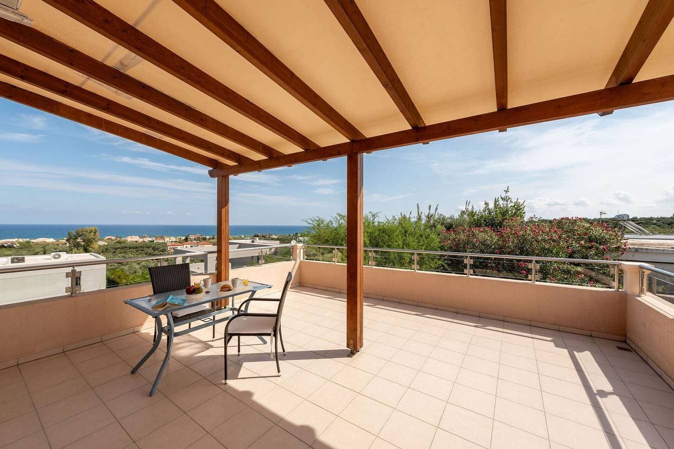 Foto 6 von 33: Villa für 7 Personen mit Terrasse