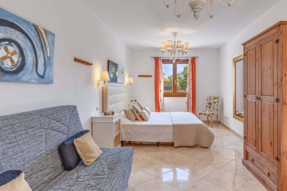 Foto 3 von 21: Ferienhaus mit Wifi, Pool und privater Terrasse