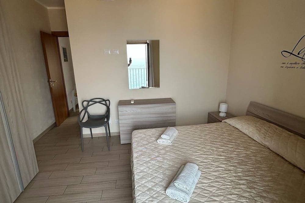 Foto 4 von 30: Dea Del Borgo Ferienhaus mit Meerblick