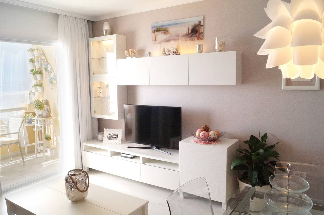 Foto 3 von 31: Ferienwohnung 'Los Cristianos Beach Seaview Balcon' mit Meerblick, WLAN und Klimaanlage