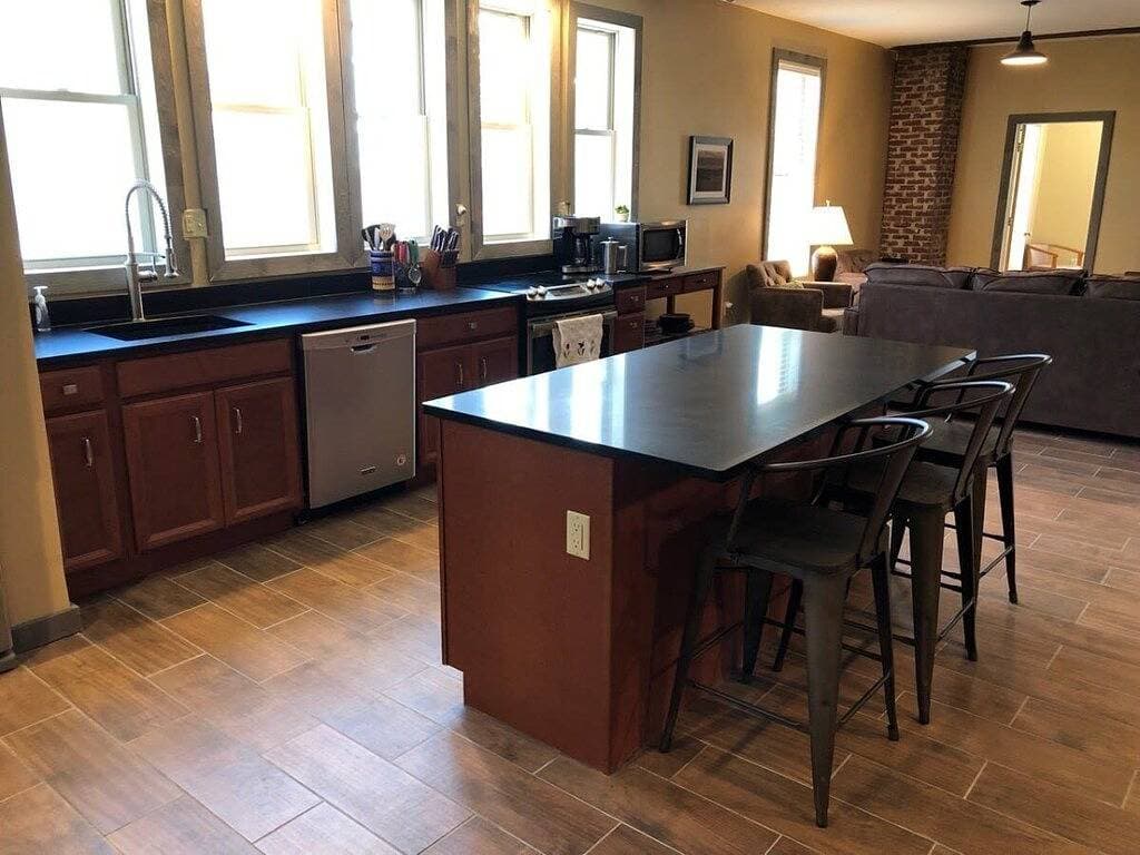 Foto 9 von 22: Wunderschönes 2Br Loft mit Blick auf die Bucht und den Hafen von Eastport