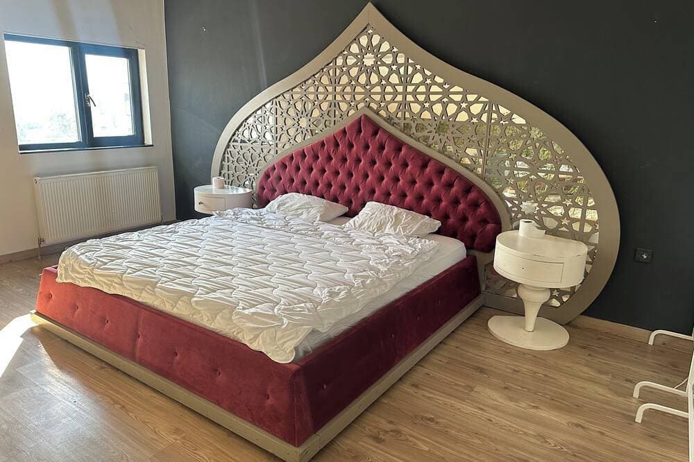 Foto 2 von 20: No8 Luxury Vi̇lla Ankara