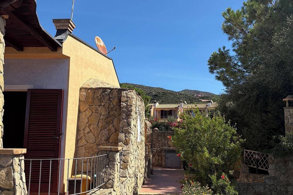 Foto 11 von 30: Atemberaubende neue Villa mit privatem Pool und Meerblick