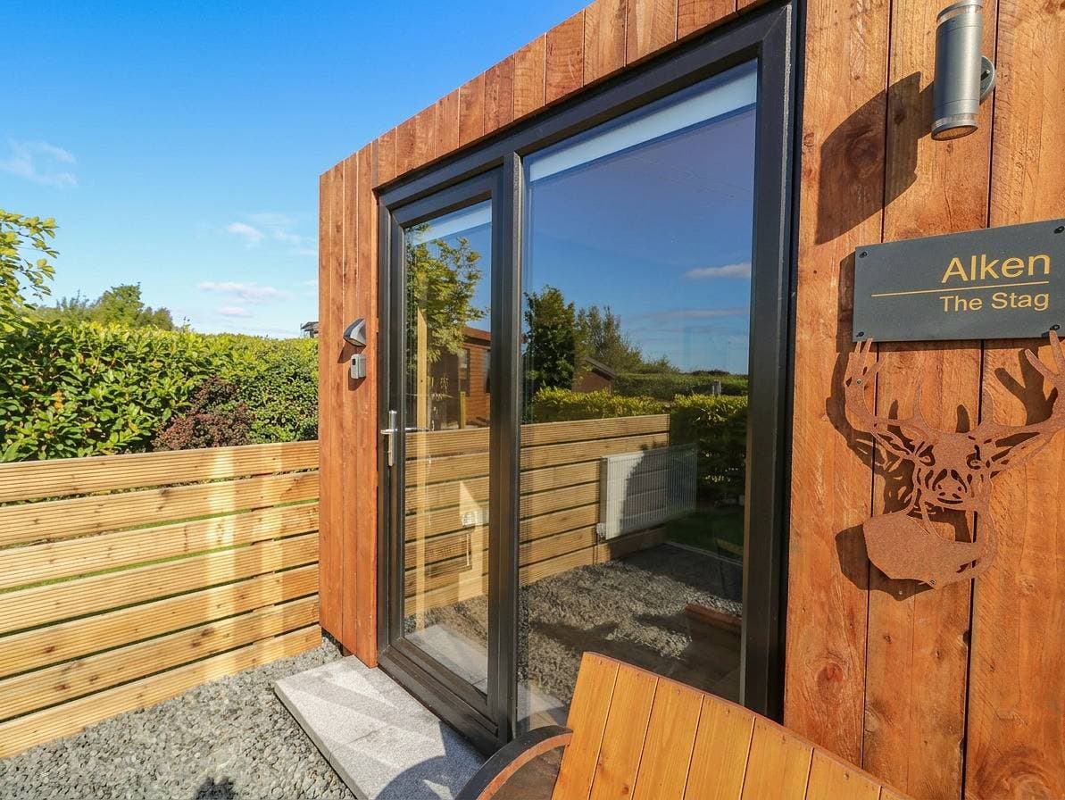 Foto 3 von 16: Lodge für 2 Personen mit Garten