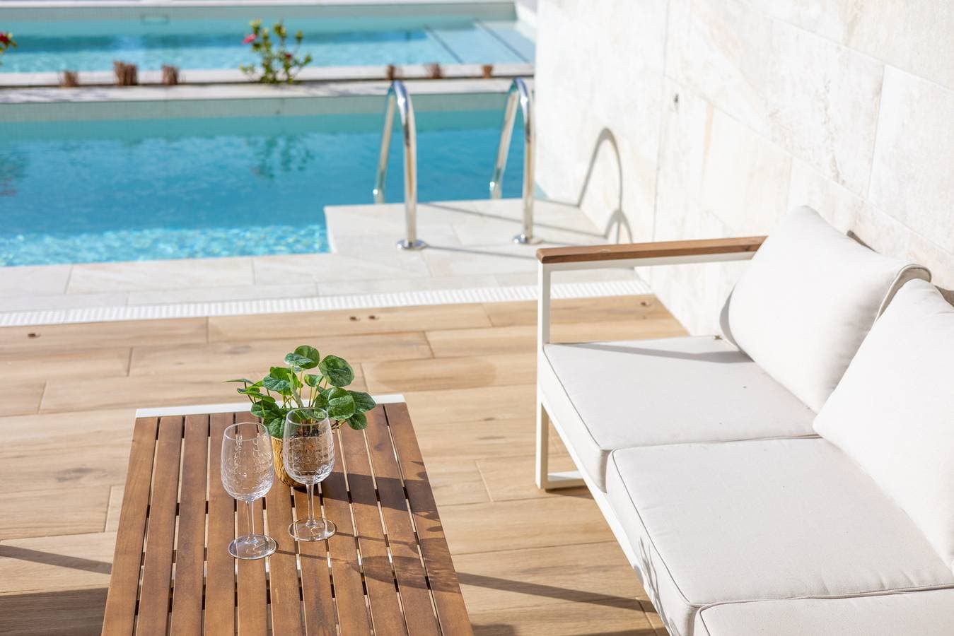Foto 5 von 49: Marina Garden – Modernes Apartment mit direktem Zugang zum Pool