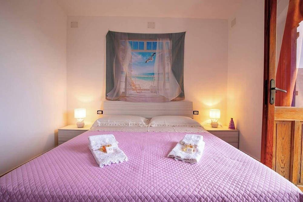 Foto 7 von 30: Villa Helena: Large Private Garden and Relaxation Under the Stars- Wi-Fi