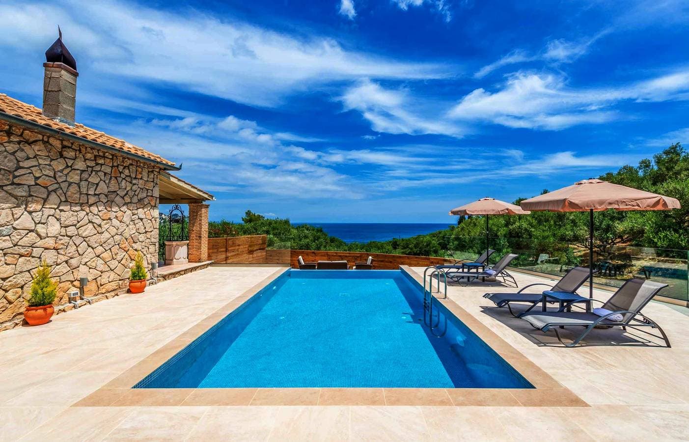 Foto 13 von 25: Villa für 4 Personen mit Pool