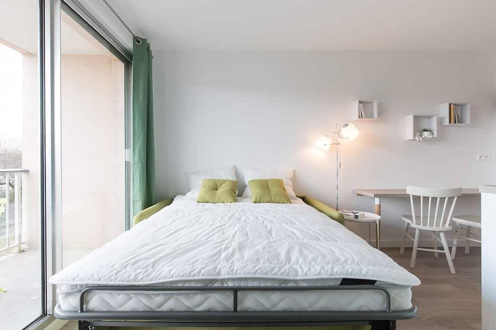 Foto 3 von 30: \"Green Cosy\", Doua / Insa / Cesi, balcony, garage available, work space