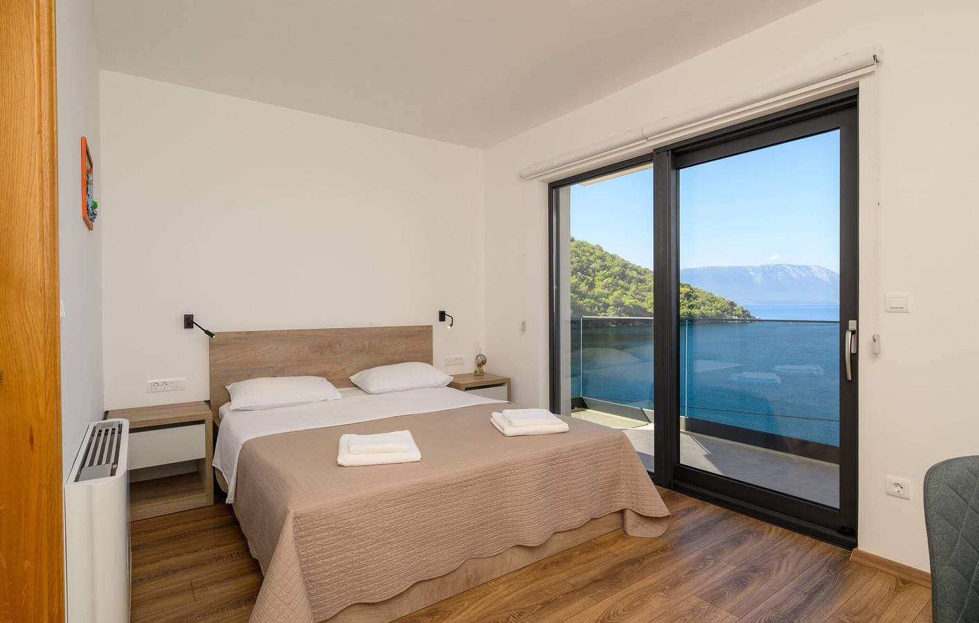 Foto 13 von 53: Schick, 2,5 km vom Strand entfernt: Gemütliche Ferienwohnung mit Pool und Terrasse