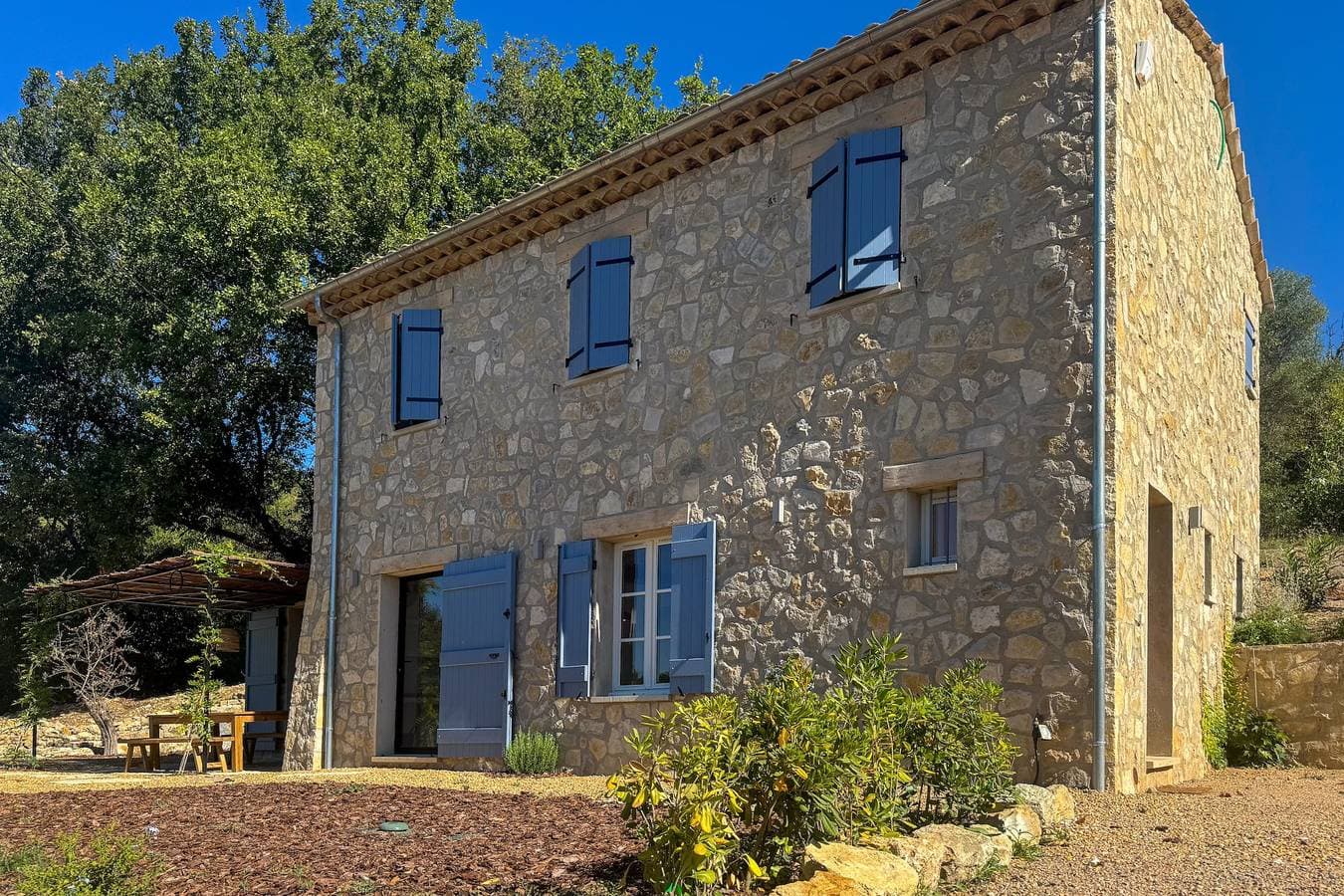 Foto 8 von 49: Ferienhaus für 4 Personen mit Pool