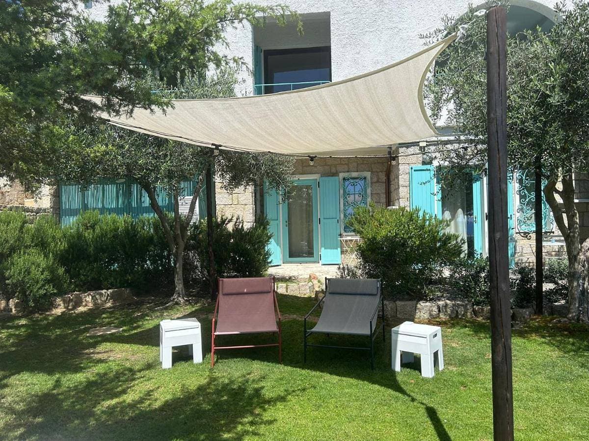 Foto 5 von 8: Double Room with Garden View