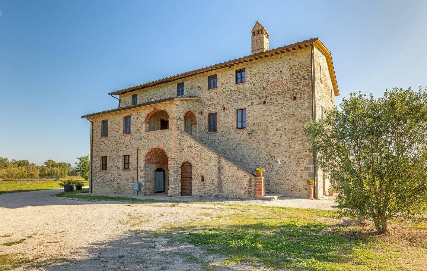 Appartement am See mit Pool und Garten, 2,5 km von Umbertide entfernt 1