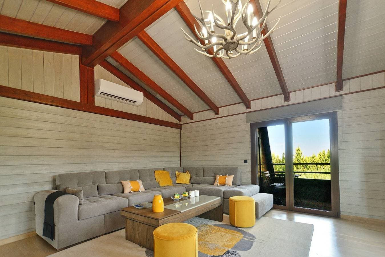Foto 7 von 32: Ferienwohnung 'Pool Villa Desmira' mit Meerblick, Wi-Fi und Klimaanlage