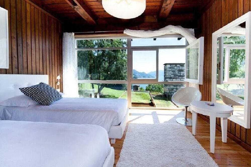 Foto 5 von 30: Villa Olga - Private villa with hot tub and pool
