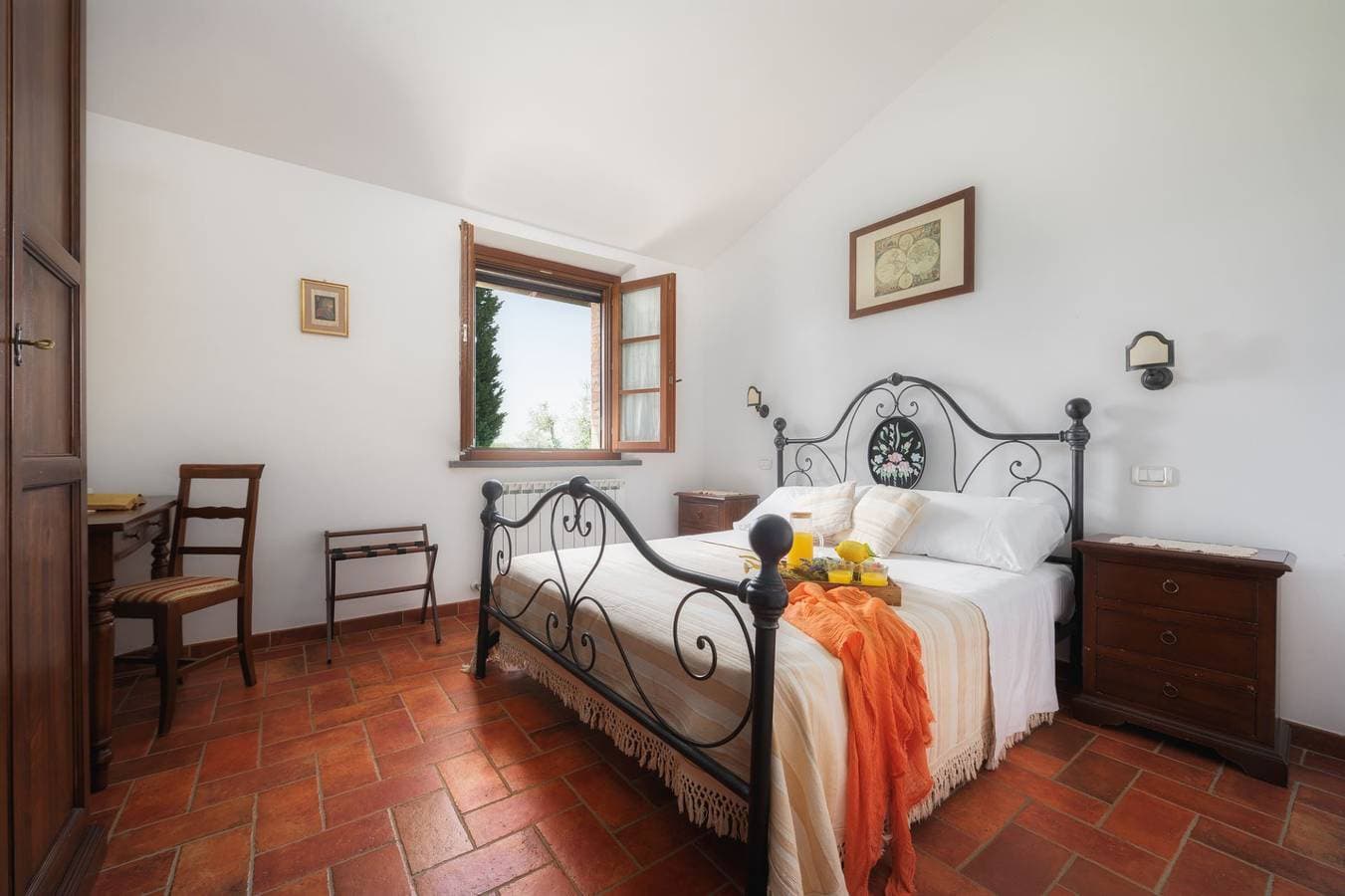 Foto 2 von 35: Ferienwohnung für 2 Personen mit Pool
