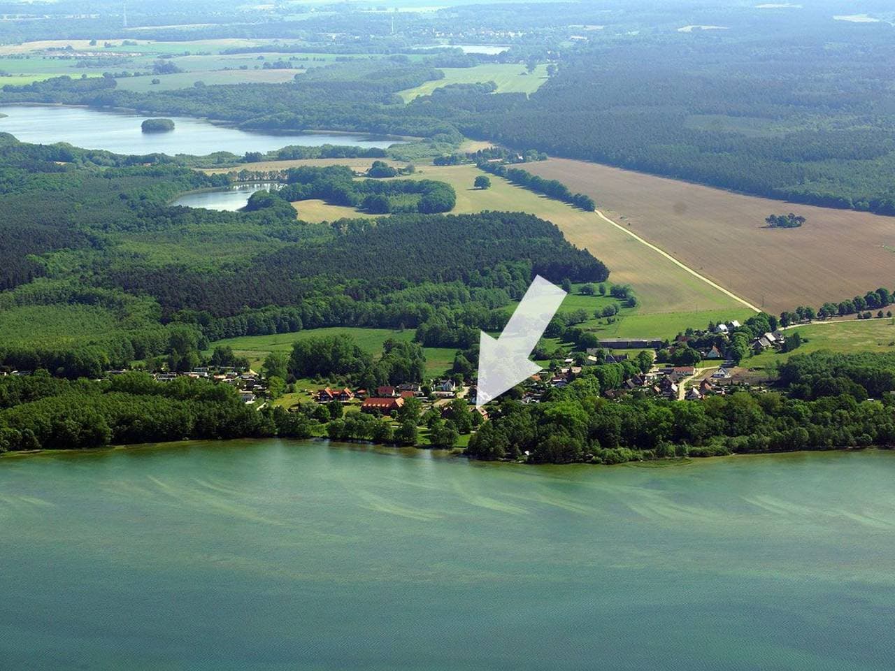 Foto 7 von 22: Seegang mit eingezäuntem Grundstück