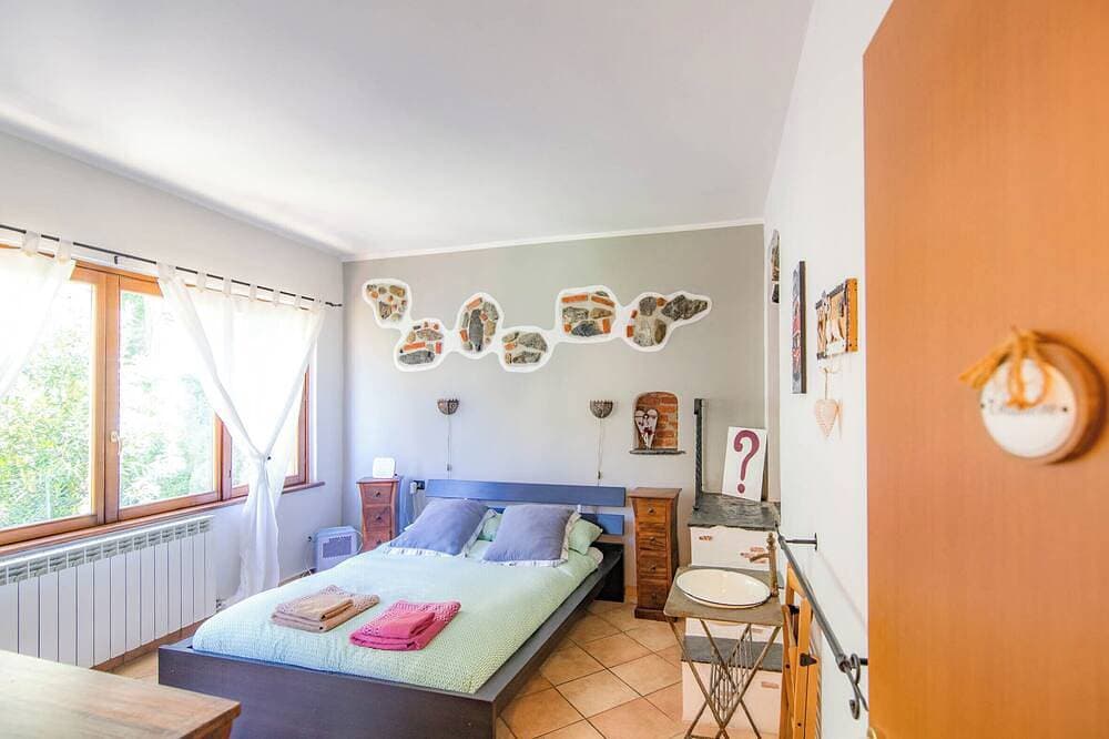Foto 3 von 30: Romantic Retreat on Lake Como - Lake View from Every Window