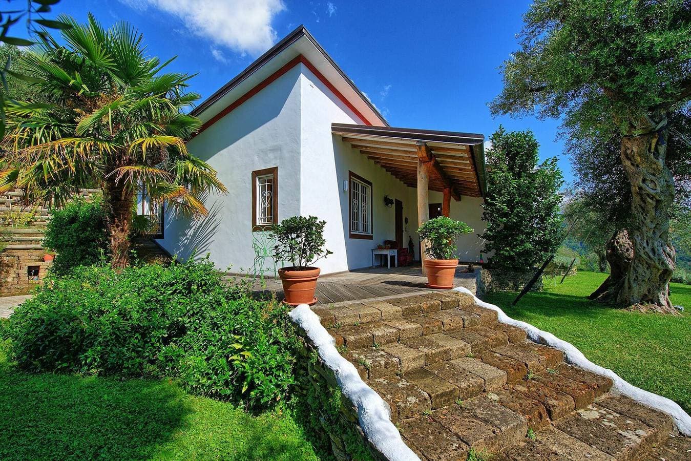 Foto 8 von 45: Villa für 8 Personen mit Pool