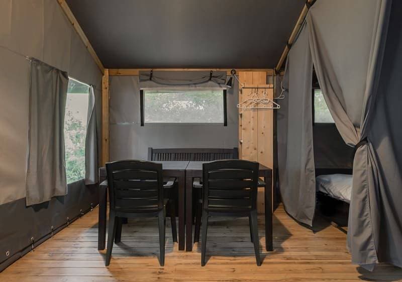 Foto 3 von 38: Rcn les Collines de Castellane — Glamping- Zelt Camomille