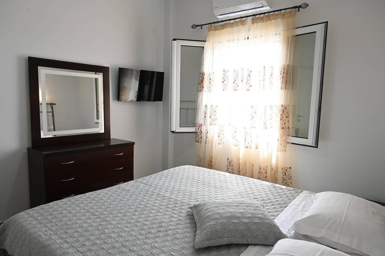 Foto 10 von 20: Avra Port House – Nur wenige Schritte vom Hafen Porto Heli entfernt