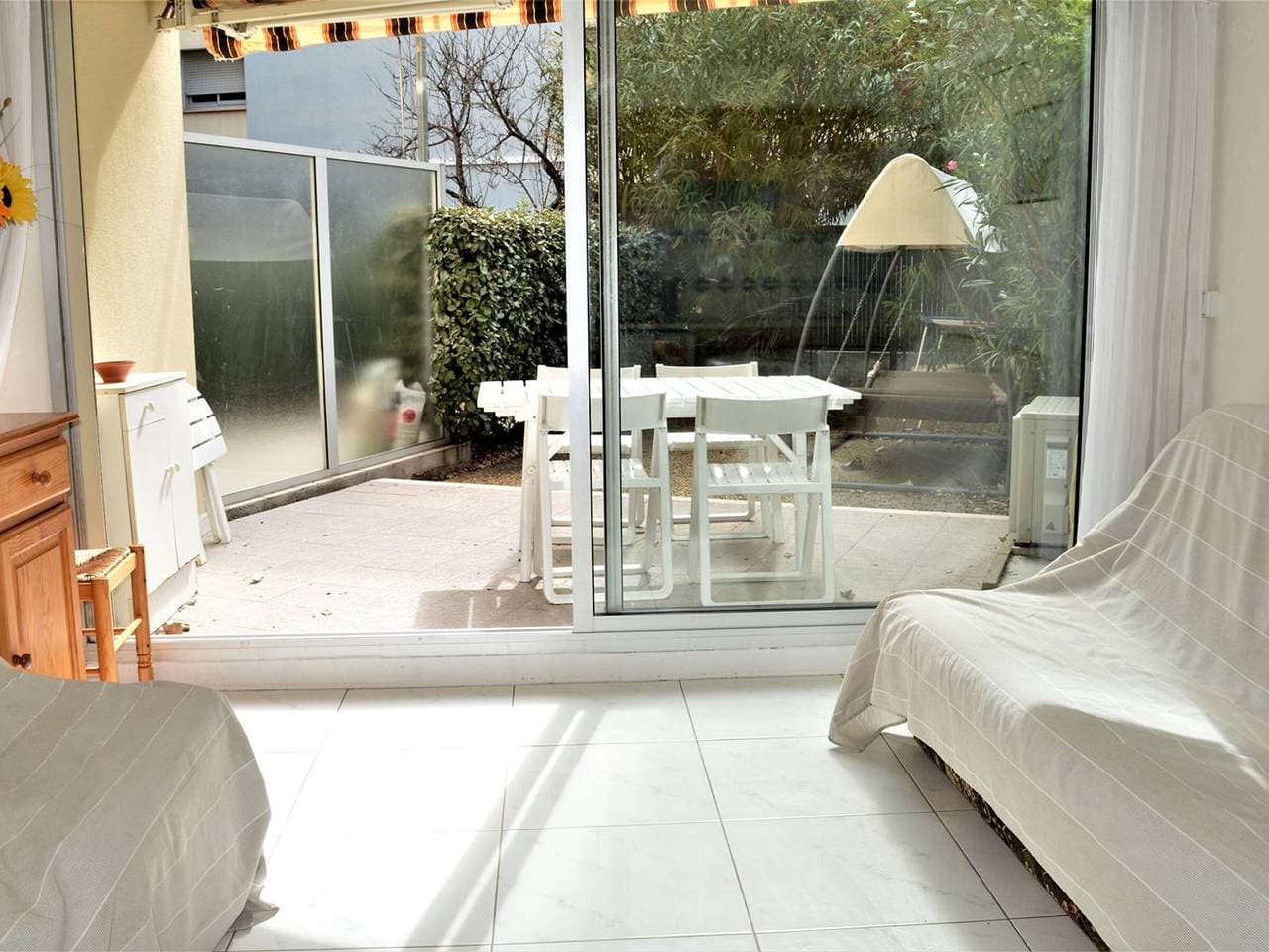 Foto 10 von 18: Klimatisiertes Studio am Strand mit Terrasse und privatem Pool in Cavalaire, für 4 Personen