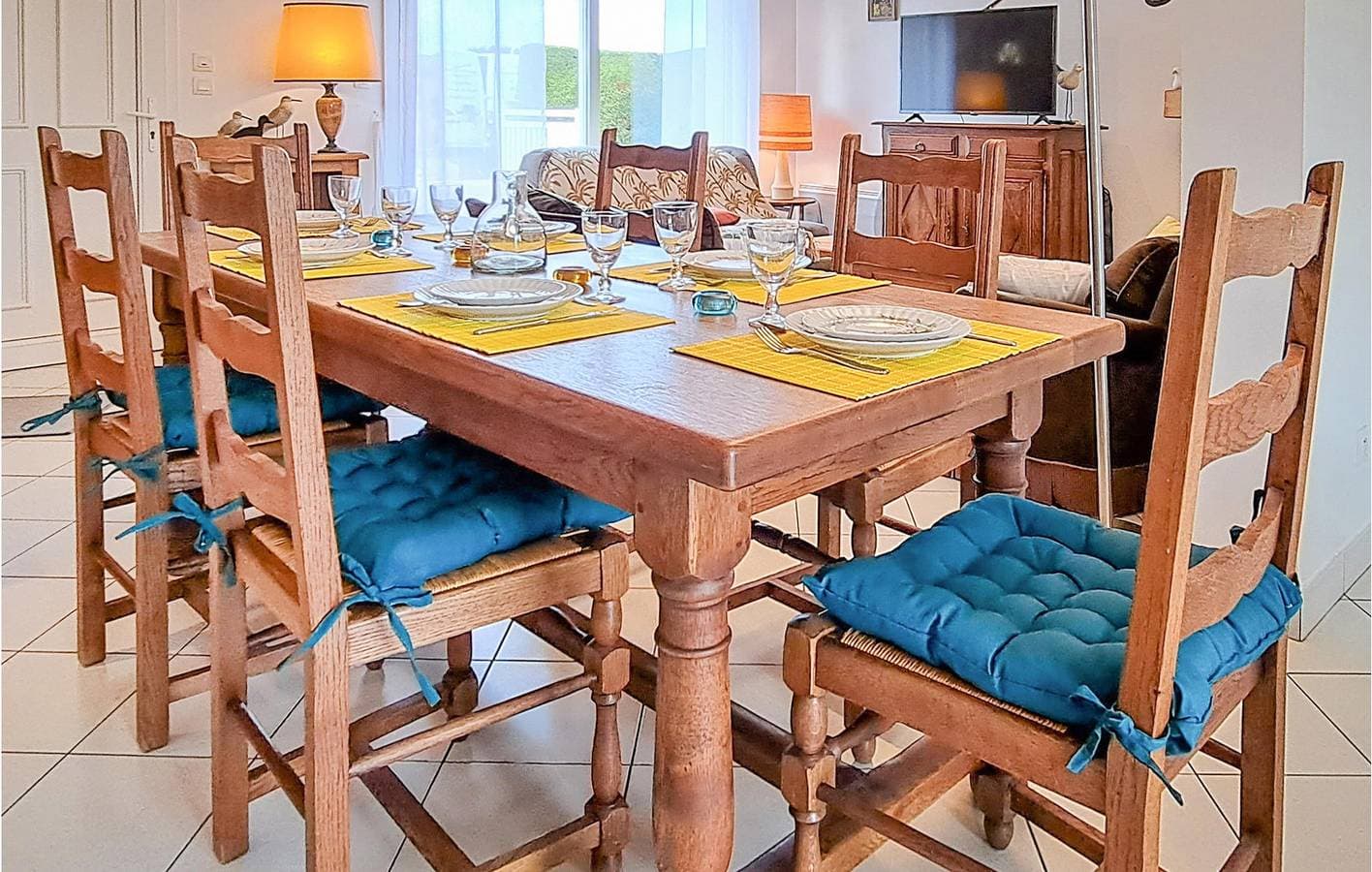 Foto 7 von 32: 138qm Beach Apt mit TV, Parkplatz, Doppelbett und WiFi