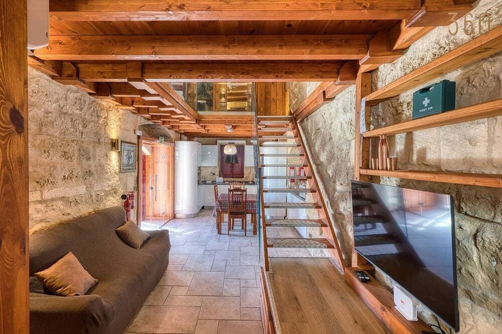 Foto 8 von 30: The famous Red - A fully equipped 1Br central w/AC