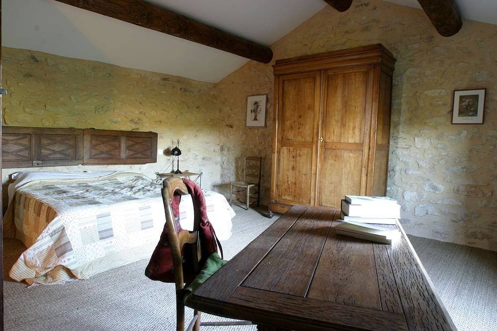 Foto 4 von 25: Provence, privat pool, Ardèche, Avignon, Uzès, spricht Deutsch, dog welcome