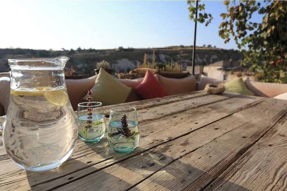 Foto 13 von 19: Anitya Dublex Stone House – Charming Cappadocian Retreat with Scenic Terrace