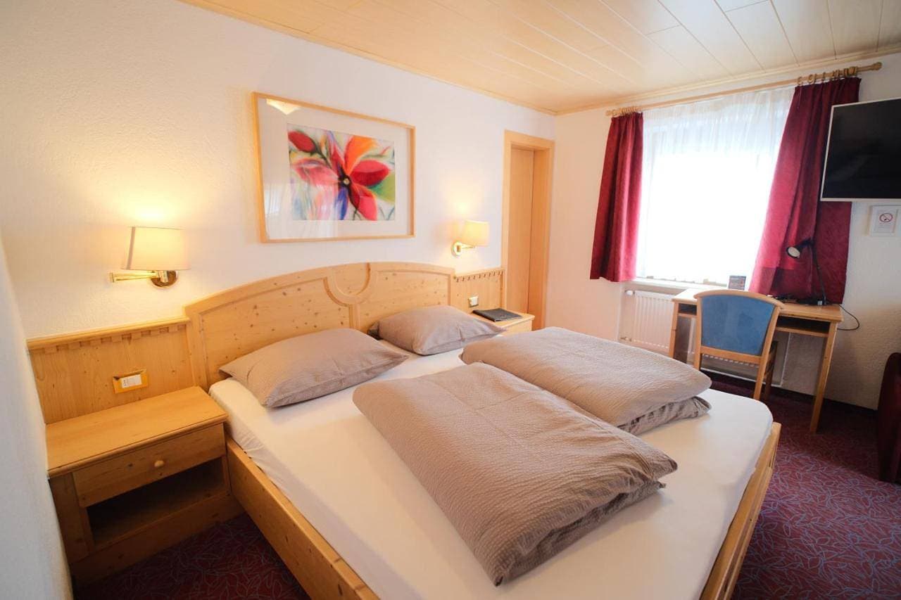 Foto 7 von 11: Double Room with Balcony