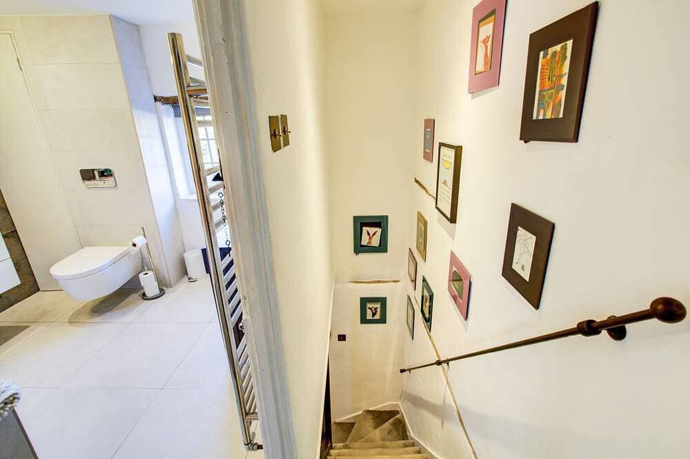 Foto 5 von 23: Cottage-Deluxe-Eigenes Badezimmer-Strassenblick