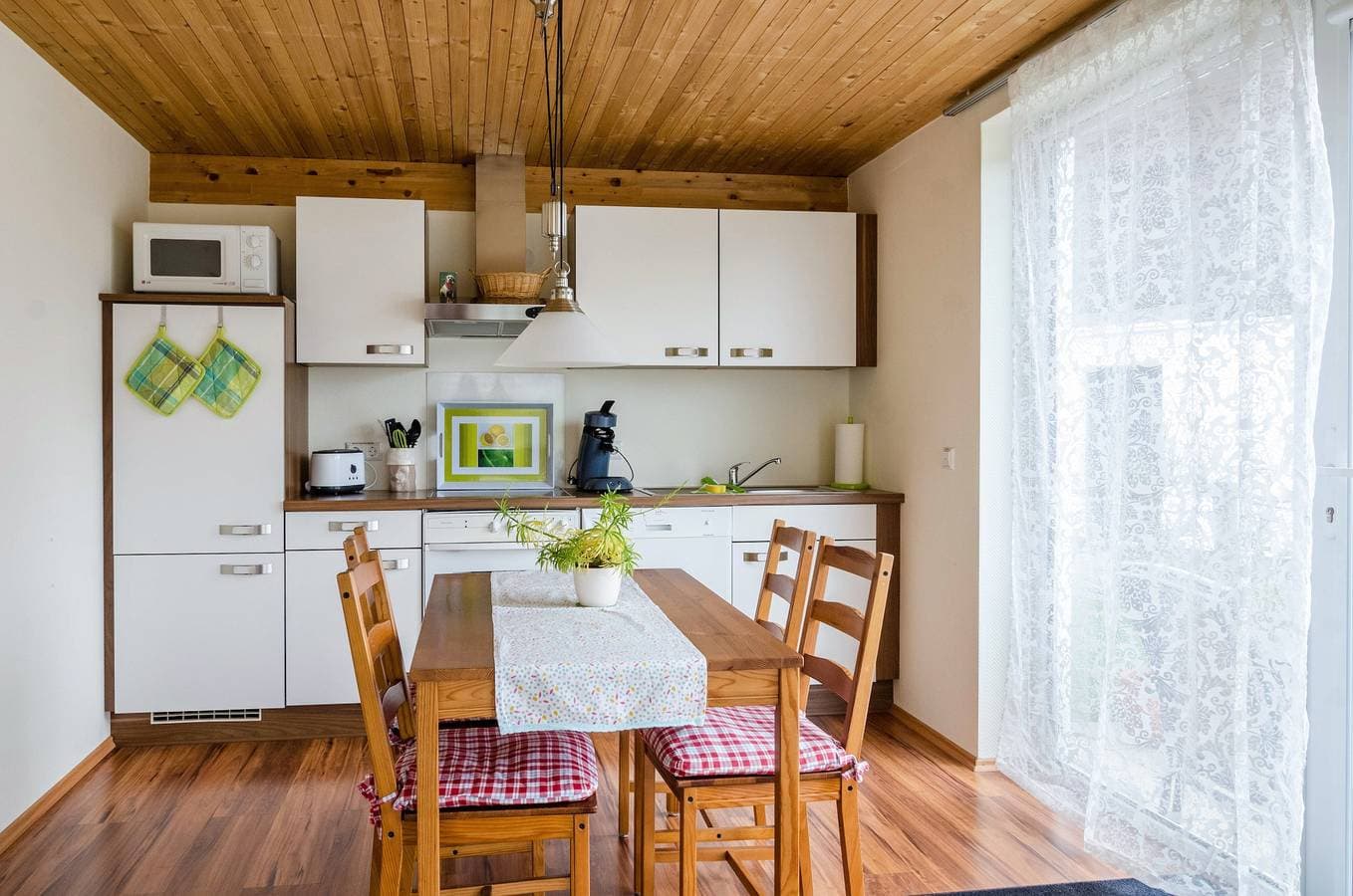 Foto 13 von 29: Charmante Ferienwohnung "Adler 1 Erdgeschoss" mit WLAN