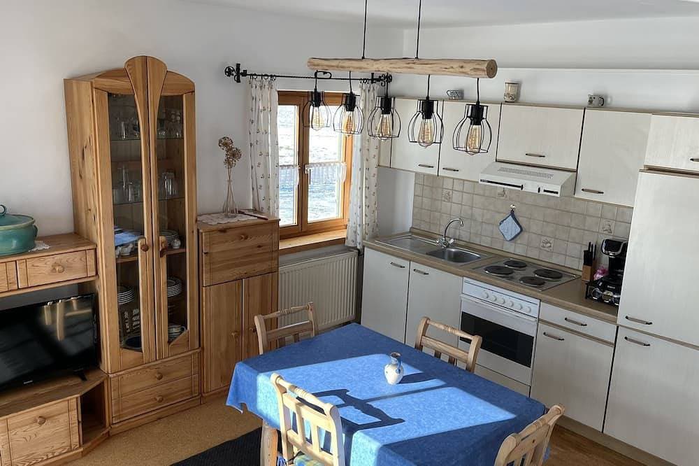 Foto 11 von 17: Ruhig gelegene Erdgeschoss Wohnung mit eigener Terrasse und Bergblick