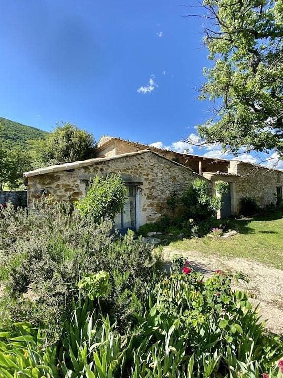 Foto 4 von 36: Three-Bedroom House