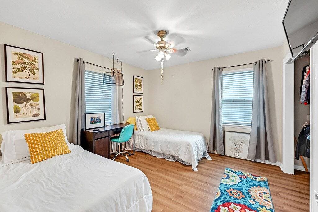 Foto 10 von 37: Large spacious home near Downton-Your Private 4Br Retreat