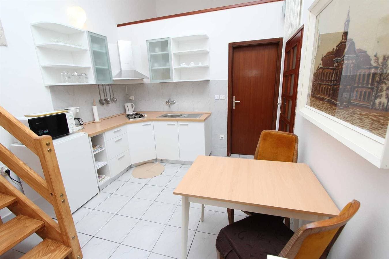 Foto 8 von 18: Goga Ferienwohnung mit 1 Schlafzimmer mit Terrasse 1