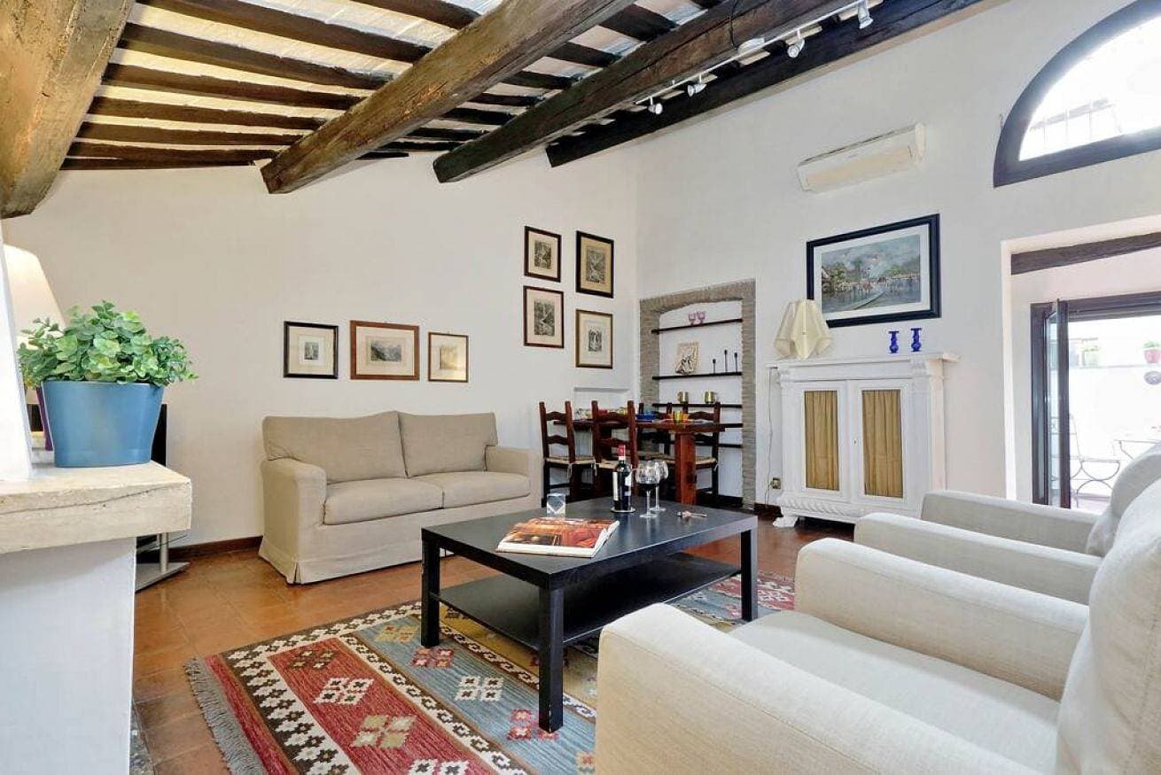 Foto 12 von 60: Ferienwohnung für 4 Personen mit Balkon/Terrasse