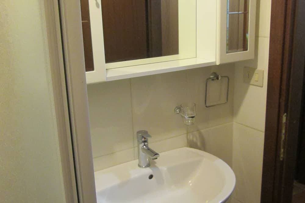 Foto 6 von 21: Apartment for couples with garden - 10 min from the lake!