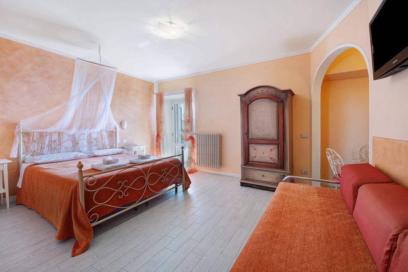 Bed And Breakfast Giardini Di Corte 1