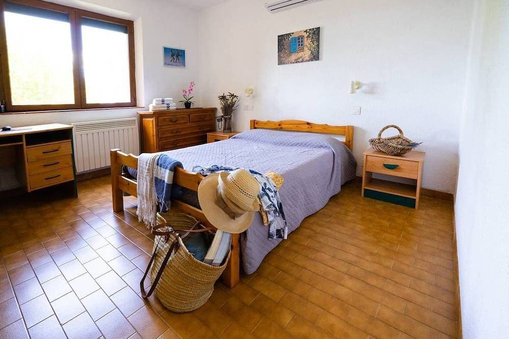 Foto 5 von 26: Villa 220 m² Seeblick - Swimmingpool und privater Tennisplatz