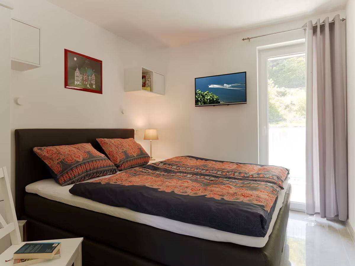Foto 7 von 8: Komfortable Ferienwohnung mit Balkon, Garage und außergewöhnlichem Ausblick in Bernkastel-Kues