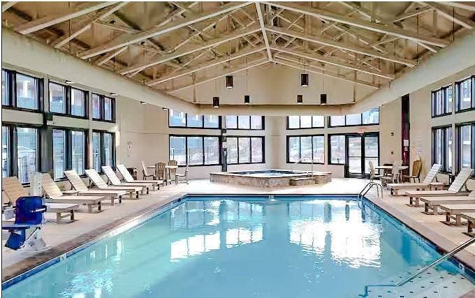 Foto 13 von 29: Laurel Point Resort