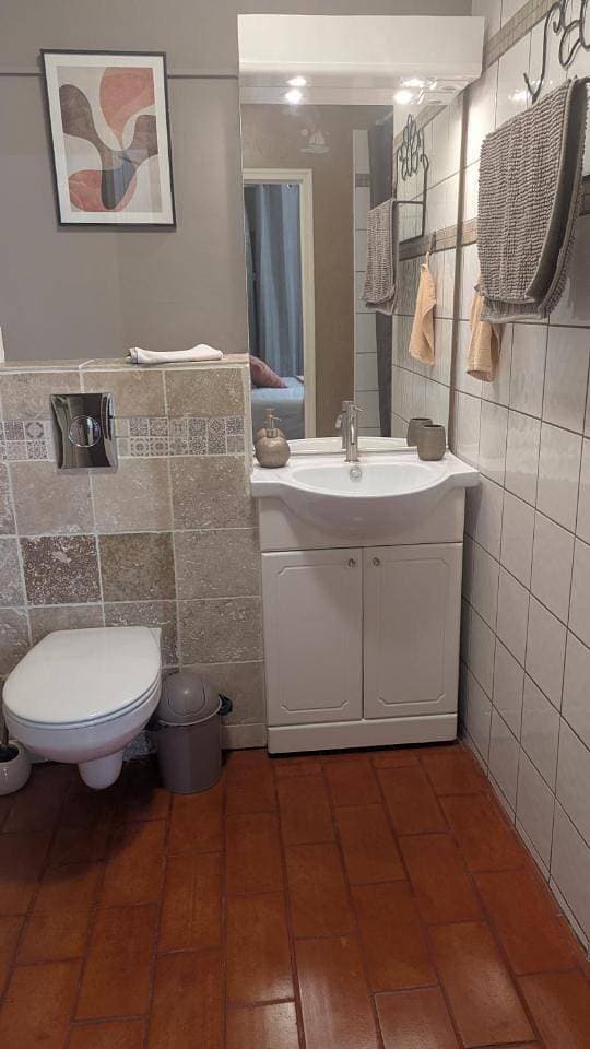 Foto 9 von 15: Double Room with Private Bathroom